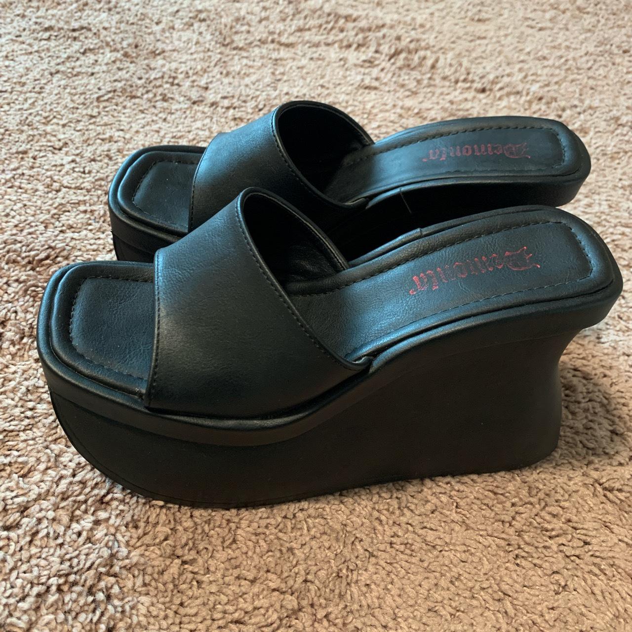 item listed by malajuh