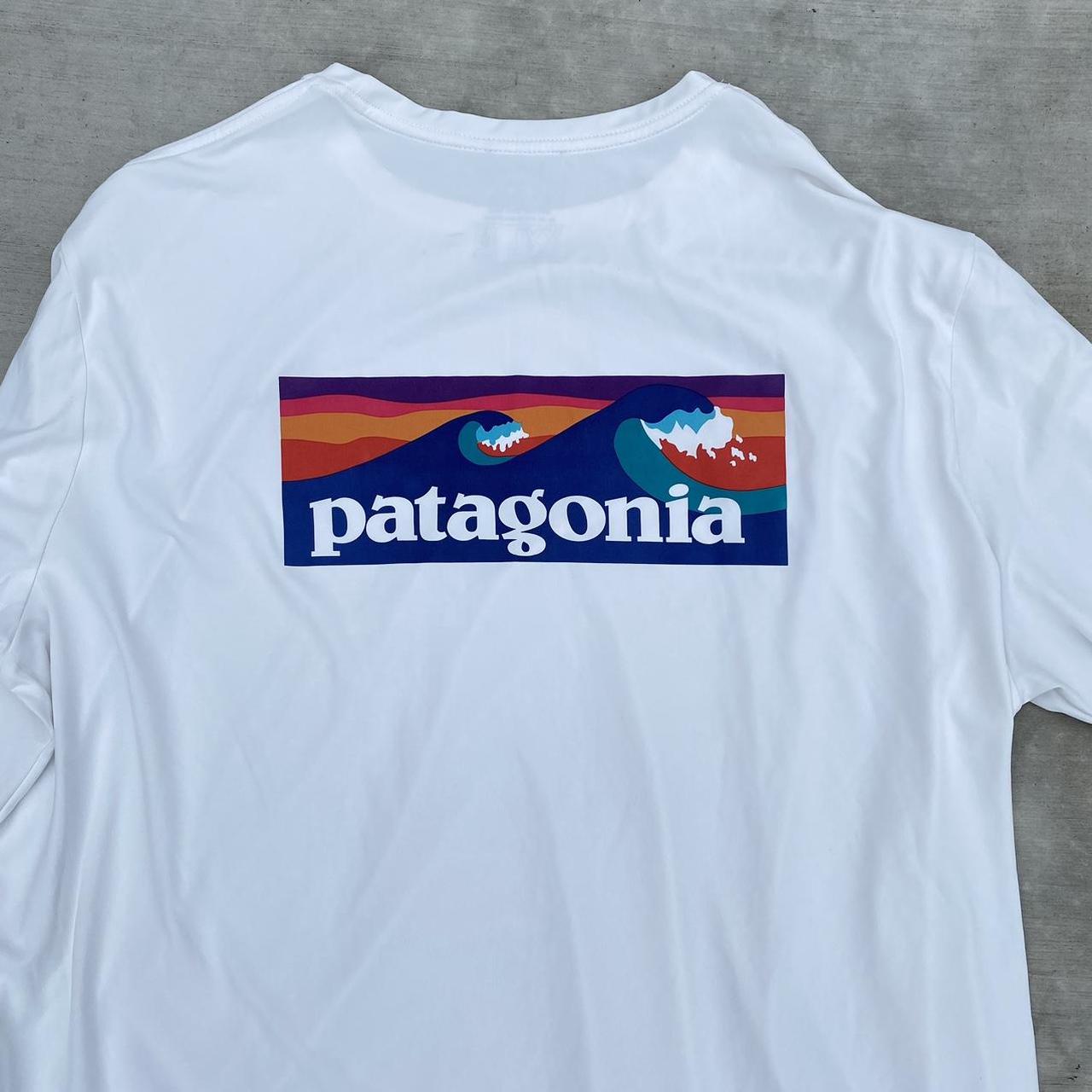 Men’s size 2XL Patagonia long sleeve shirt....