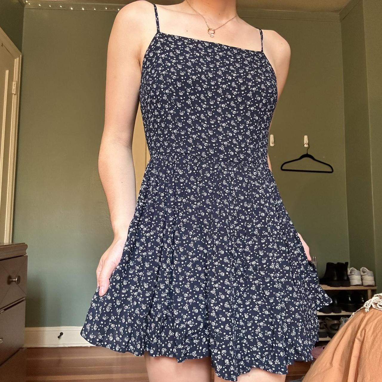 Really cute and flowy brandy Melville John galt. Depop