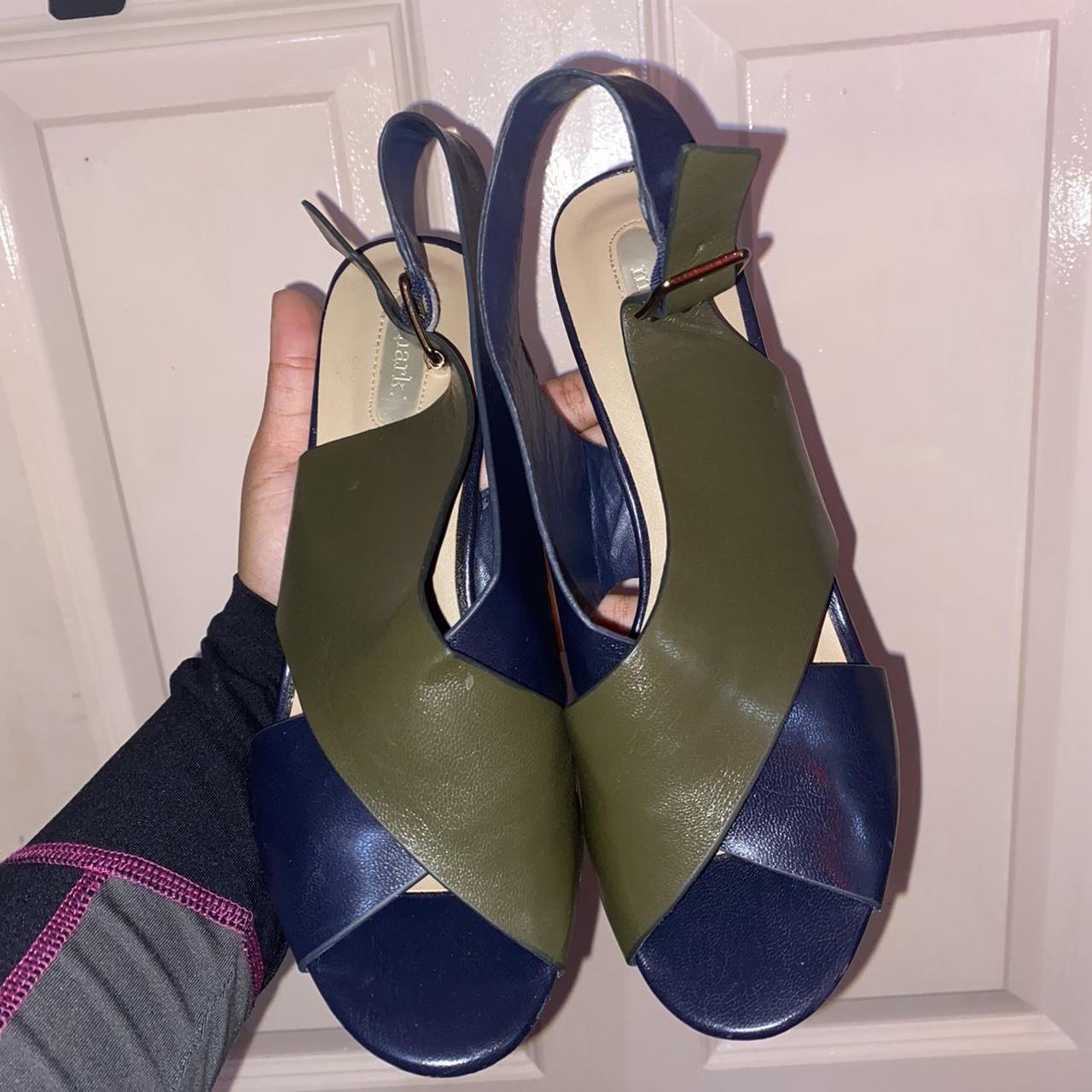 Mark Thomas Taylor Women's Navy and Green Courts (2)