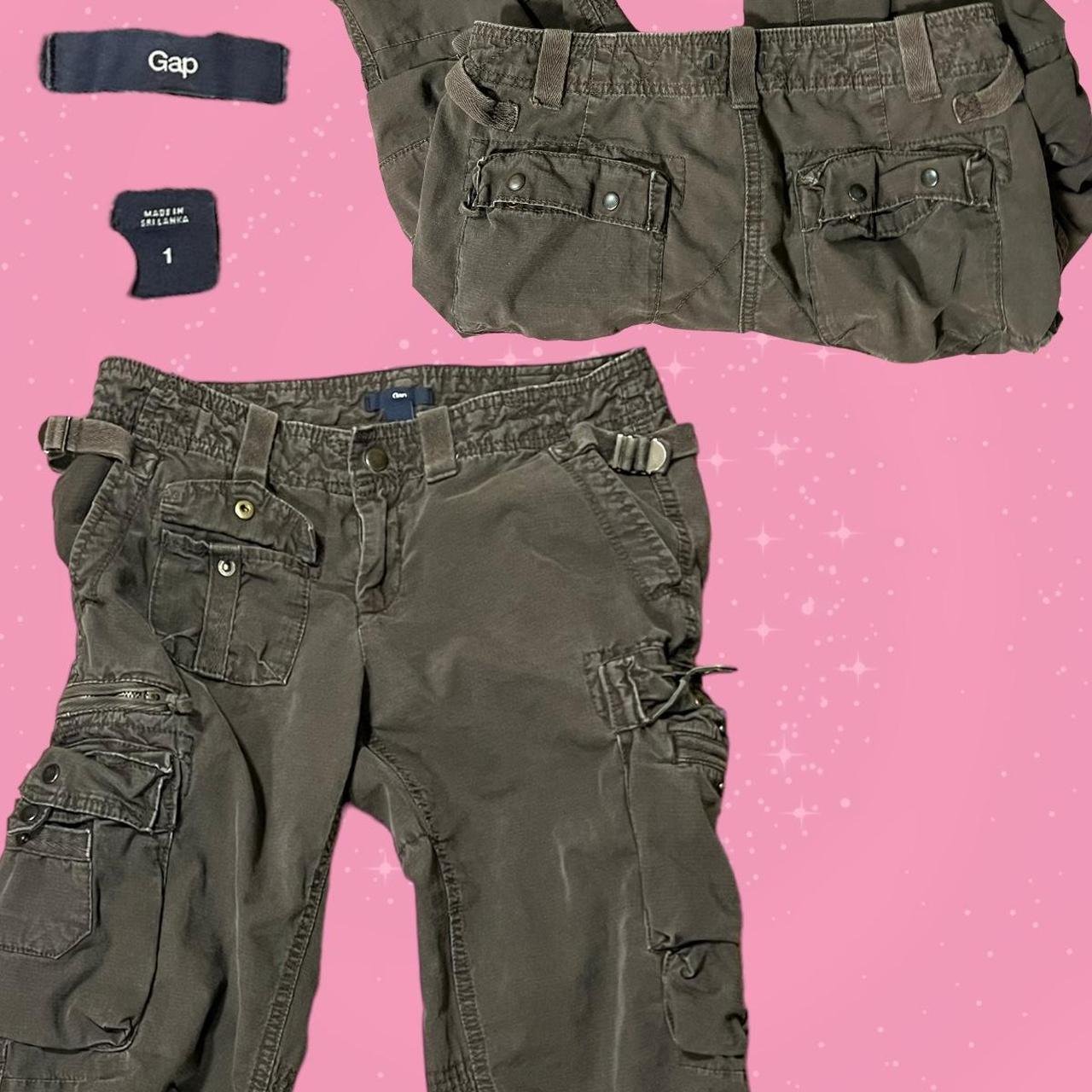 Baggy Lowrise cargo pants in army green with... Depop