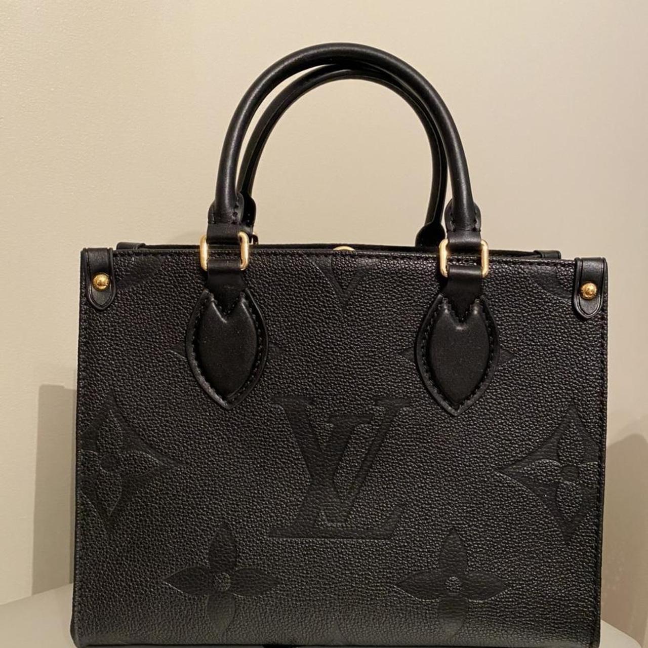 Louis Vuitton Women's Black Bag (2)