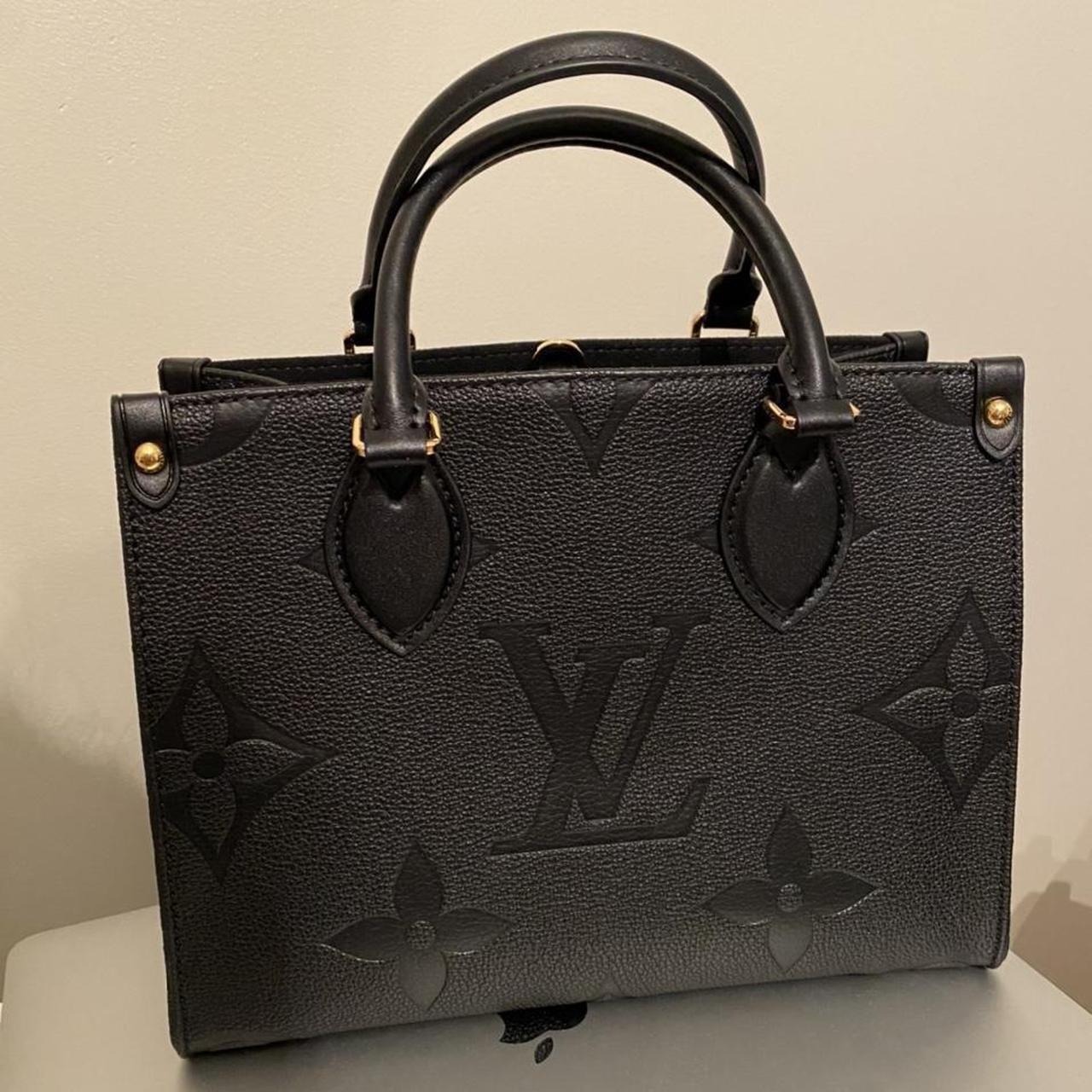 Louis Vuitton Women's Black Bag (4)
