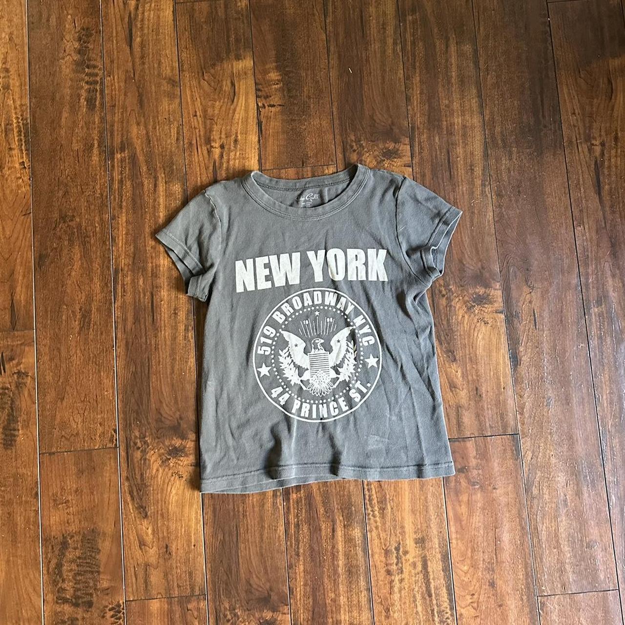 Brandy Melville New York gray tee🩶 Depop