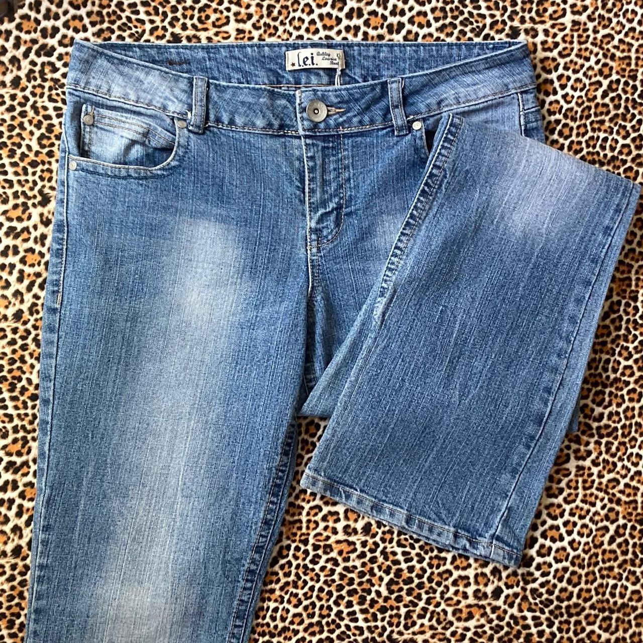 item listed by commedesfillesflea