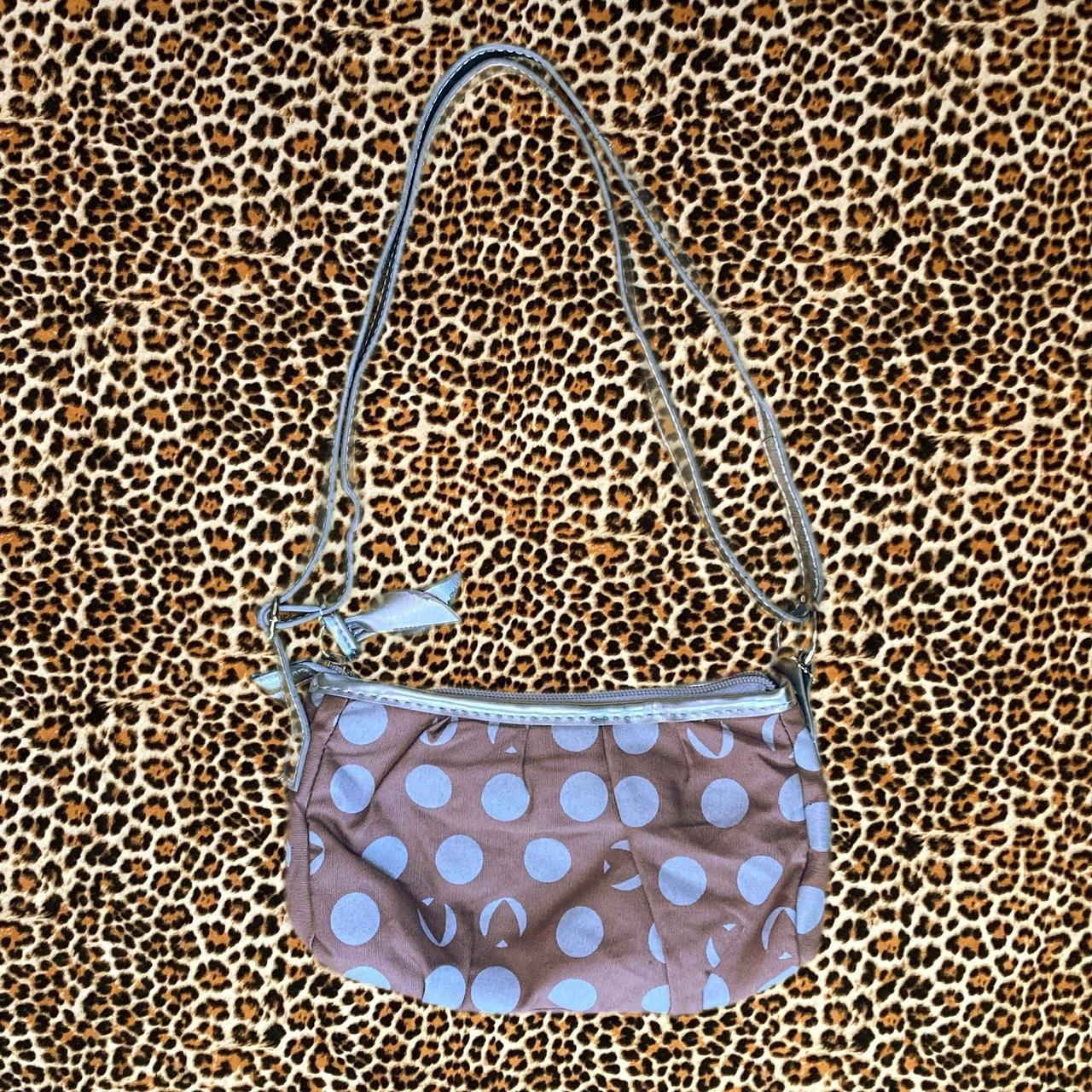 item listed by bottleblondexoxo