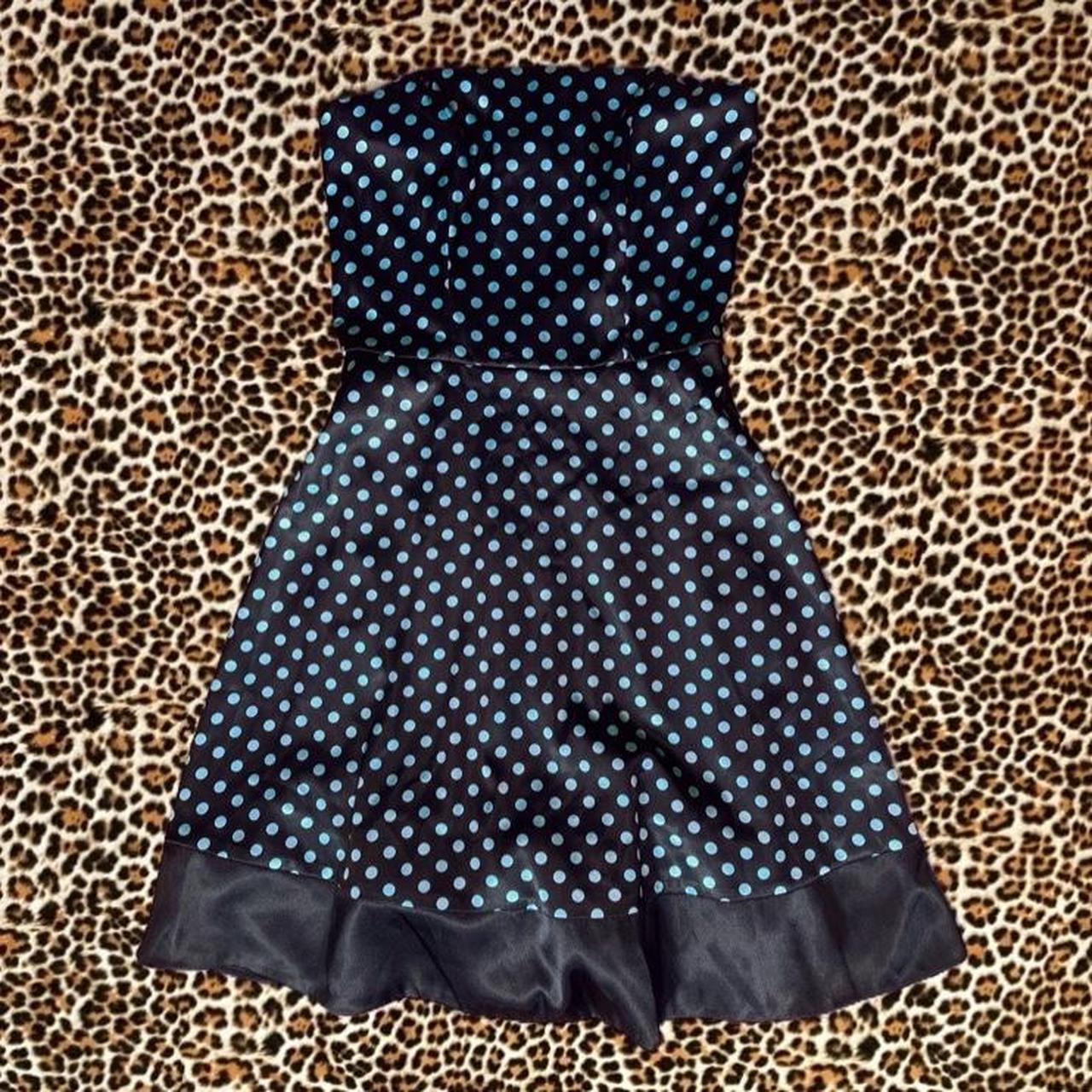item listed by bottleblondexoxo