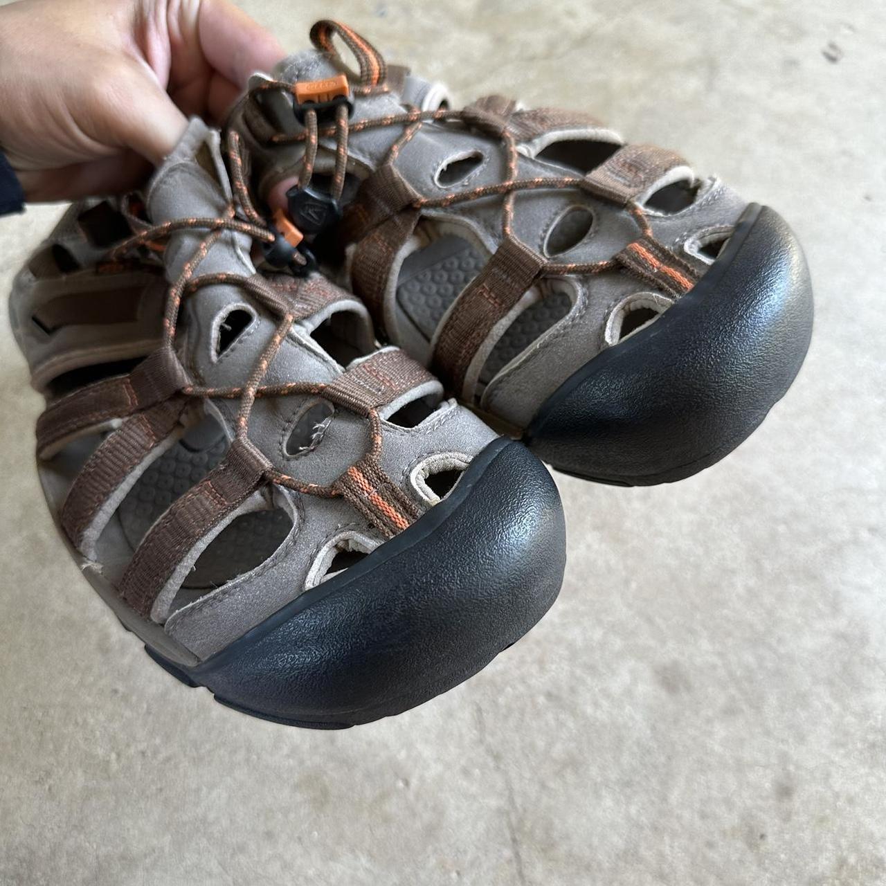Sandals KEEN  Owyhee 1002165 Slate BlackRust  Sandals  Mules and sandals   Mens shoes  efootweareu