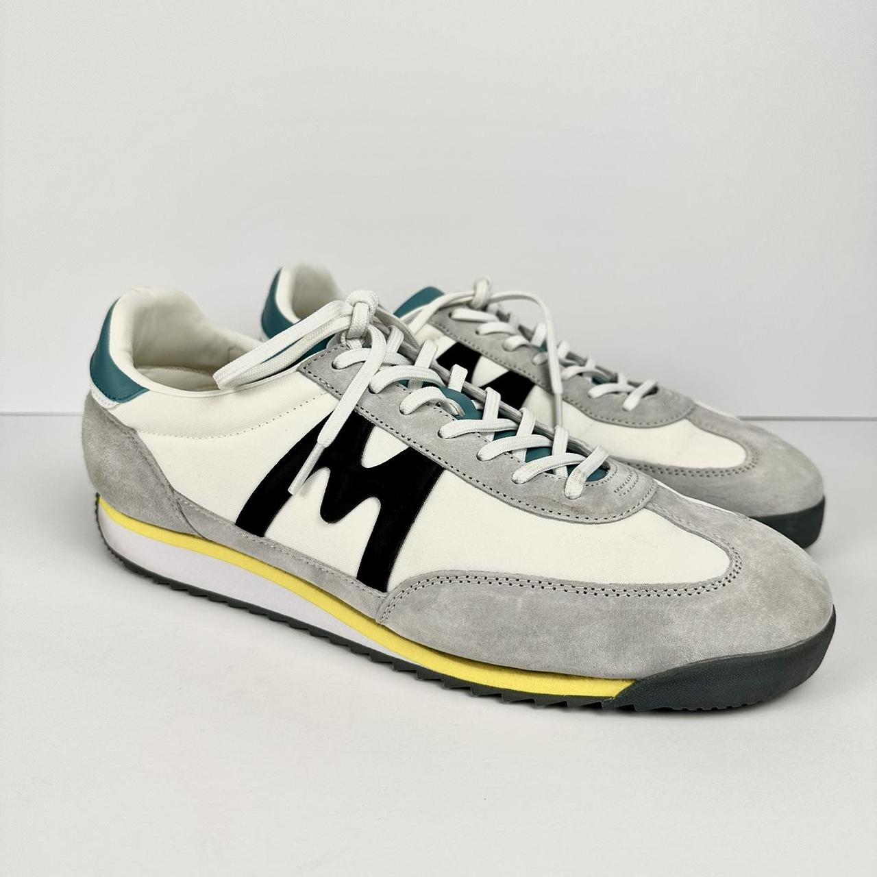 Karhu Men's White and Blue Trainers