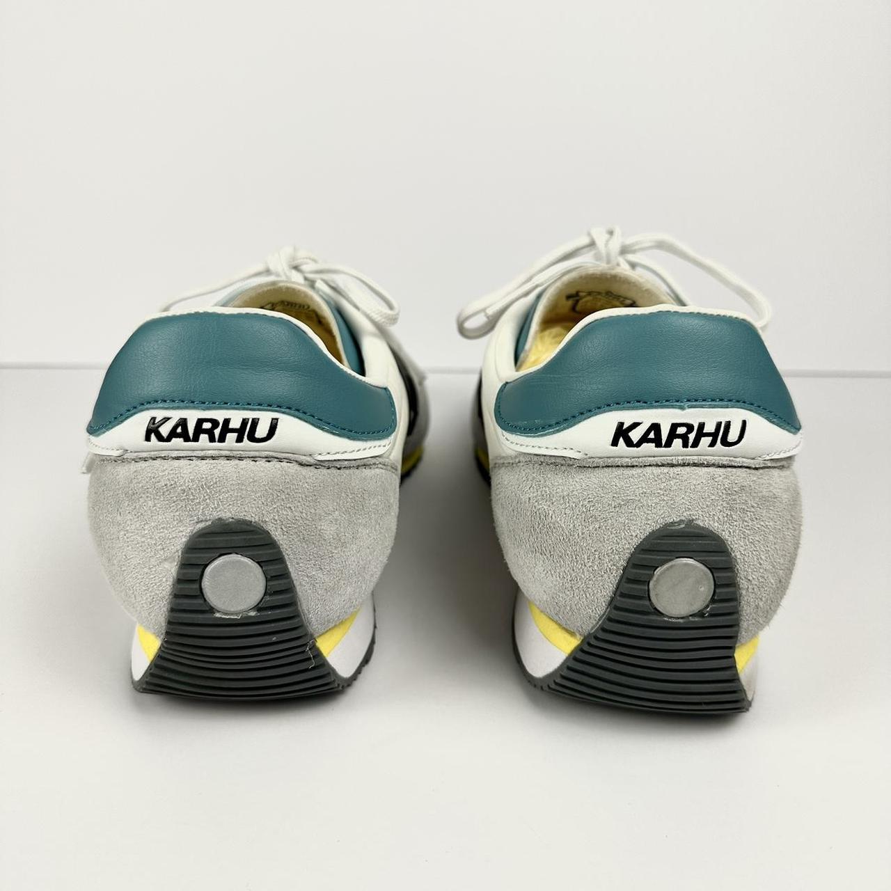 Karhu Men's White and Blue Trainers (2)