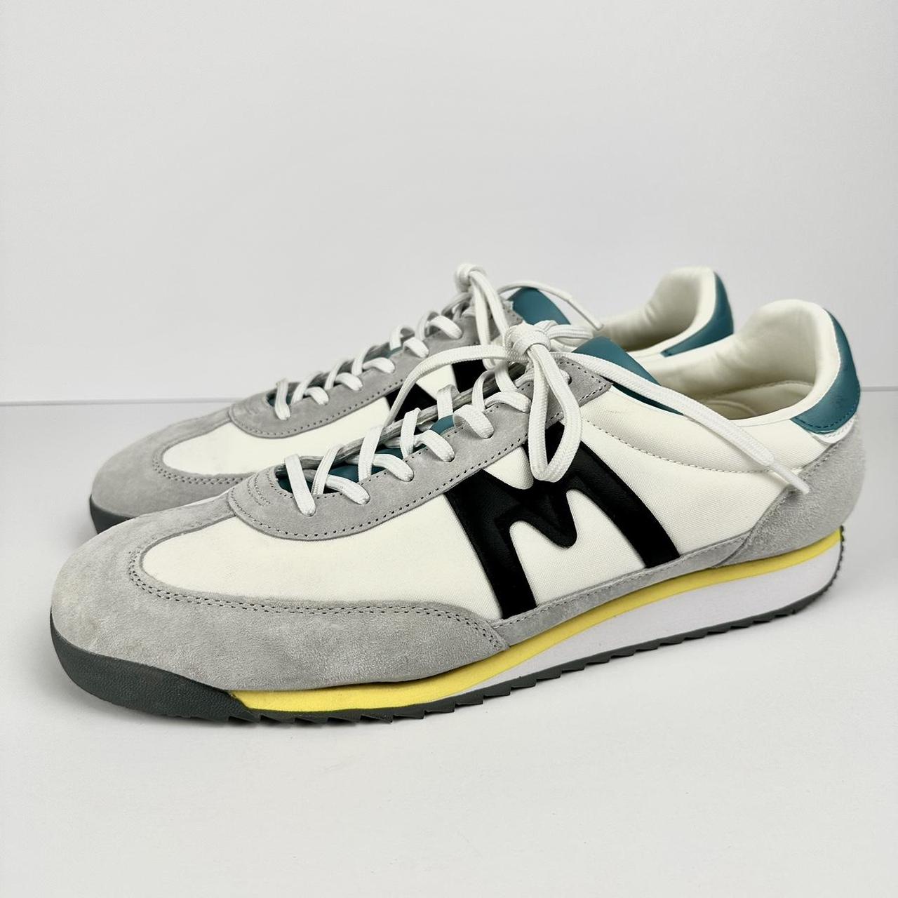 Karhu Men's White and Blue Trainers (3)
