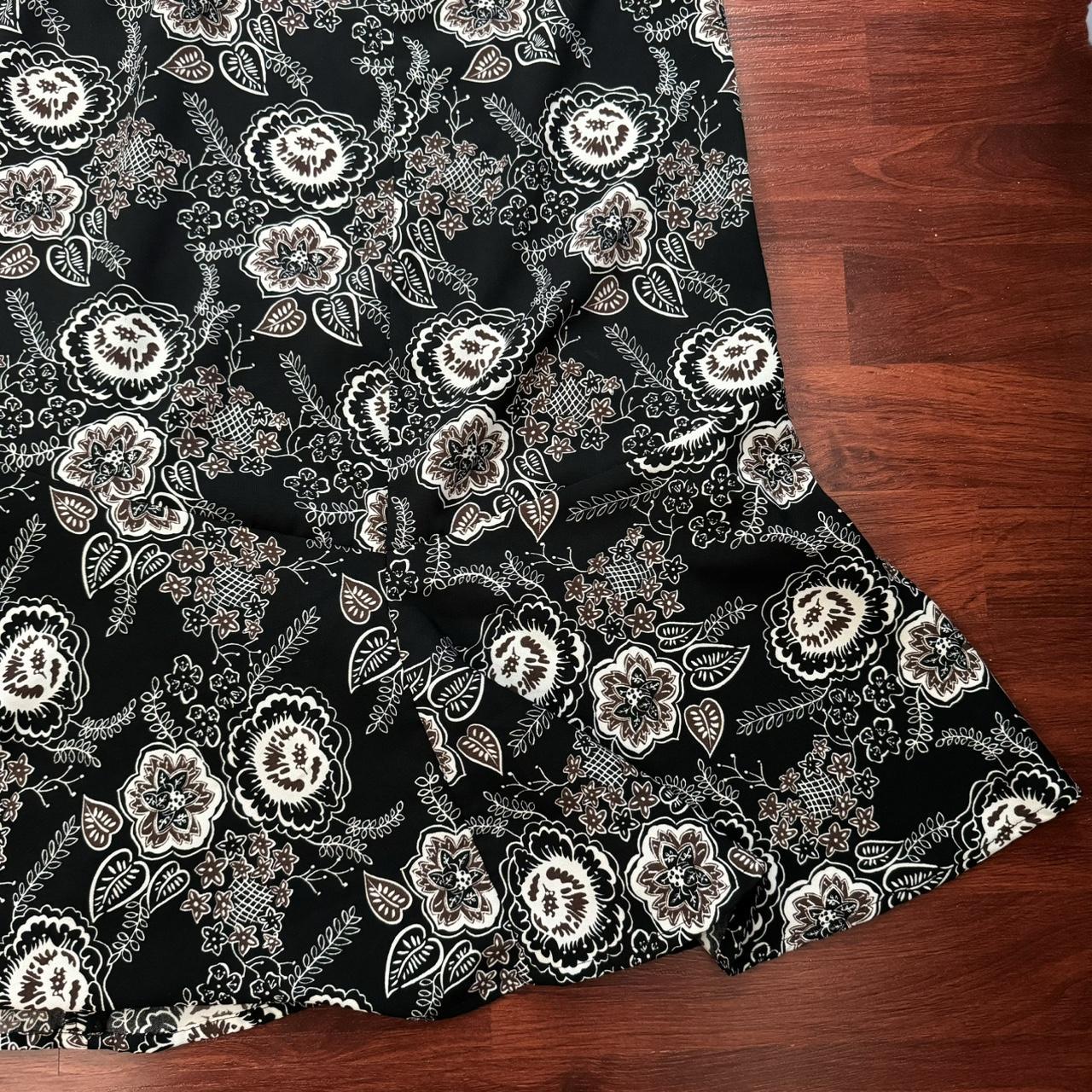 Floral Midi Skirt Sag Harbor Petite Brand Size Depop