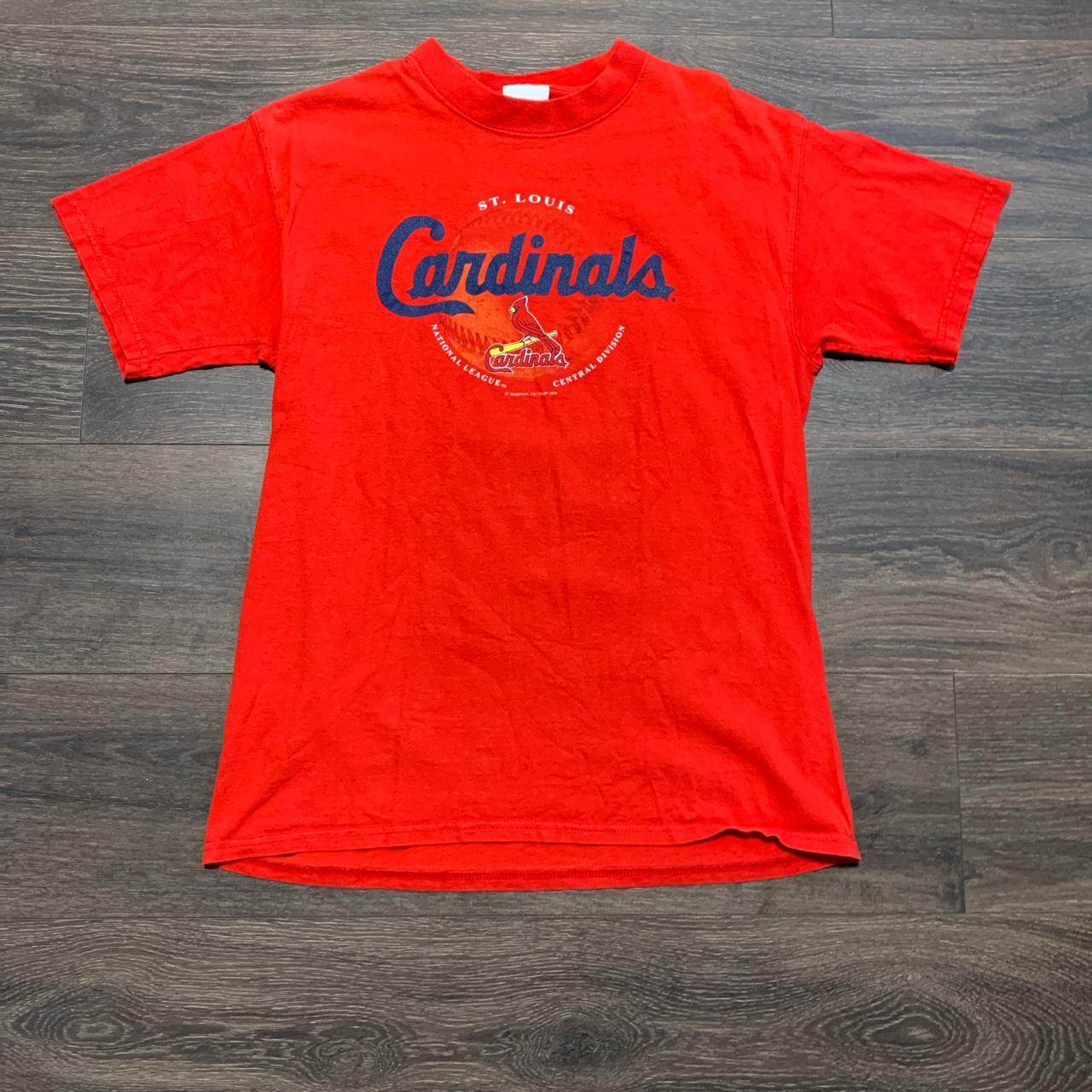 St. Louis Cardinals Graphic T-Shirt with a red - Depop