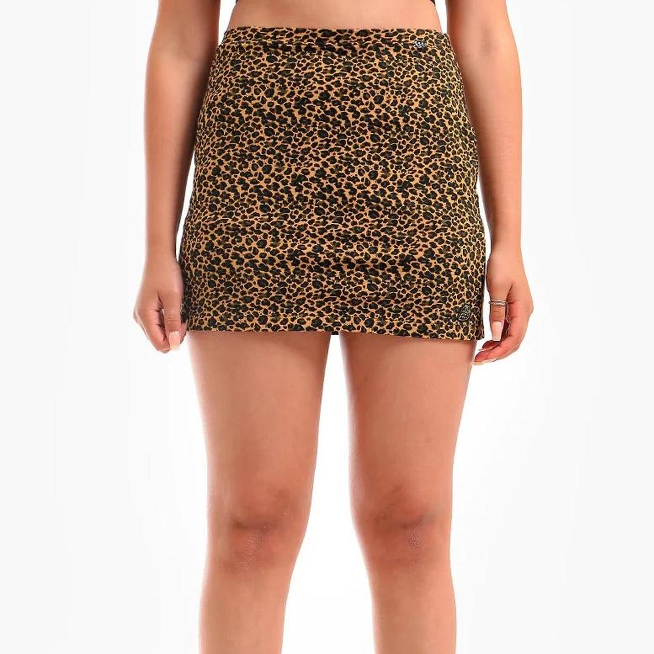 Vans leopard 2024 print skirt