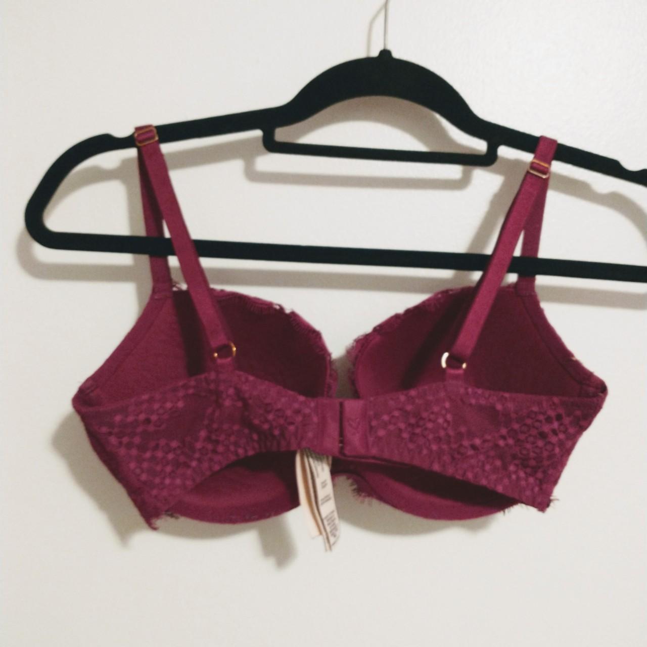 Victoria's secret purple lace bra 34DD, push up