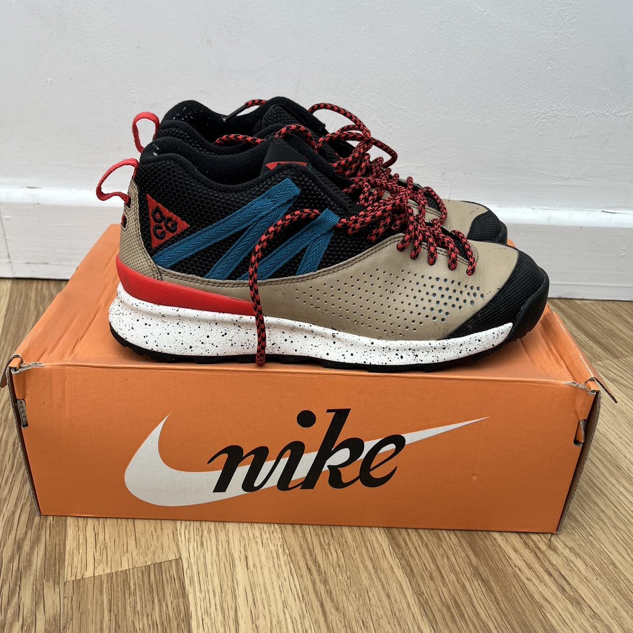 acg nike trainers