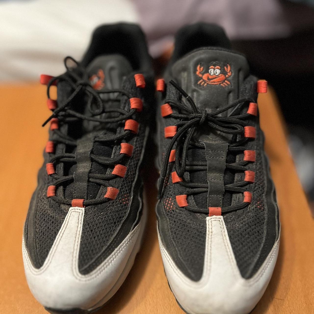 nike 95s black and orange