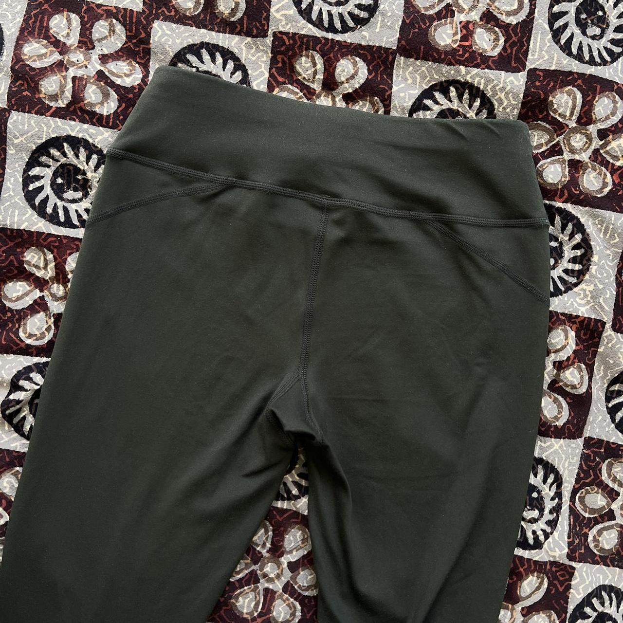 Sweaty Betty Women's Green and Khaki Leggings | Depop