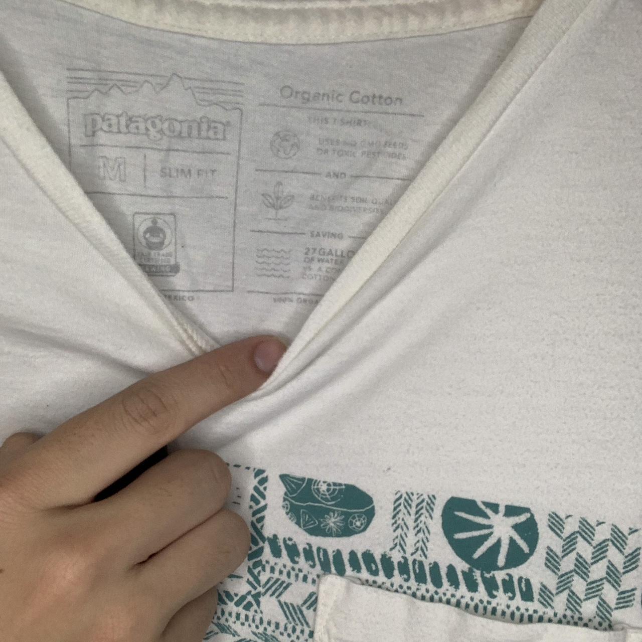 Patagonia Classic Flying Fish Print T-shirt White L - Depop