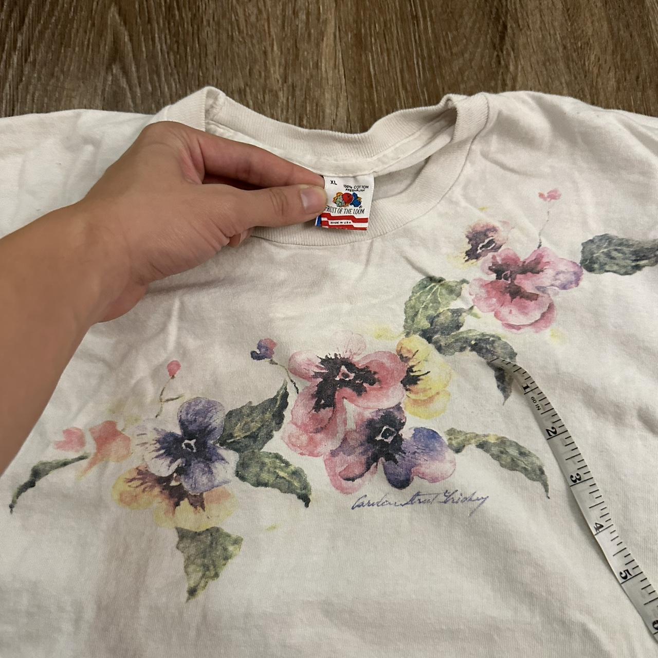 Vintage Flower Cottage Minimalist shirt 8/10... - Depop