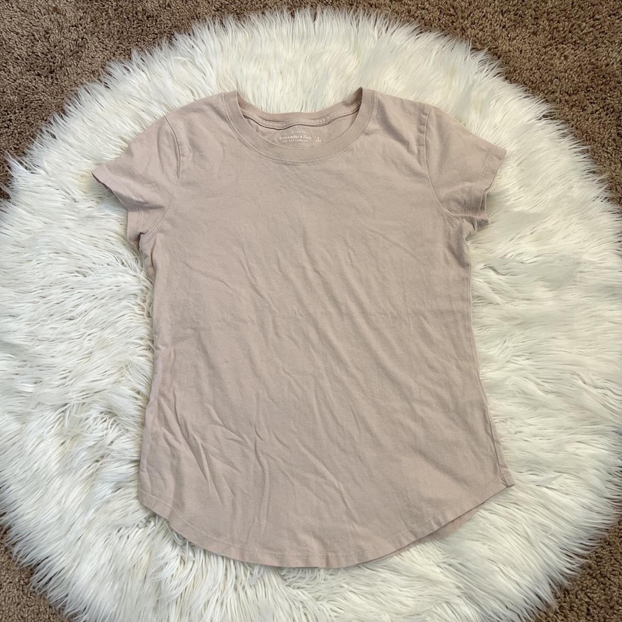 Abercrombie & Fitch Women's T-shirt | Depop