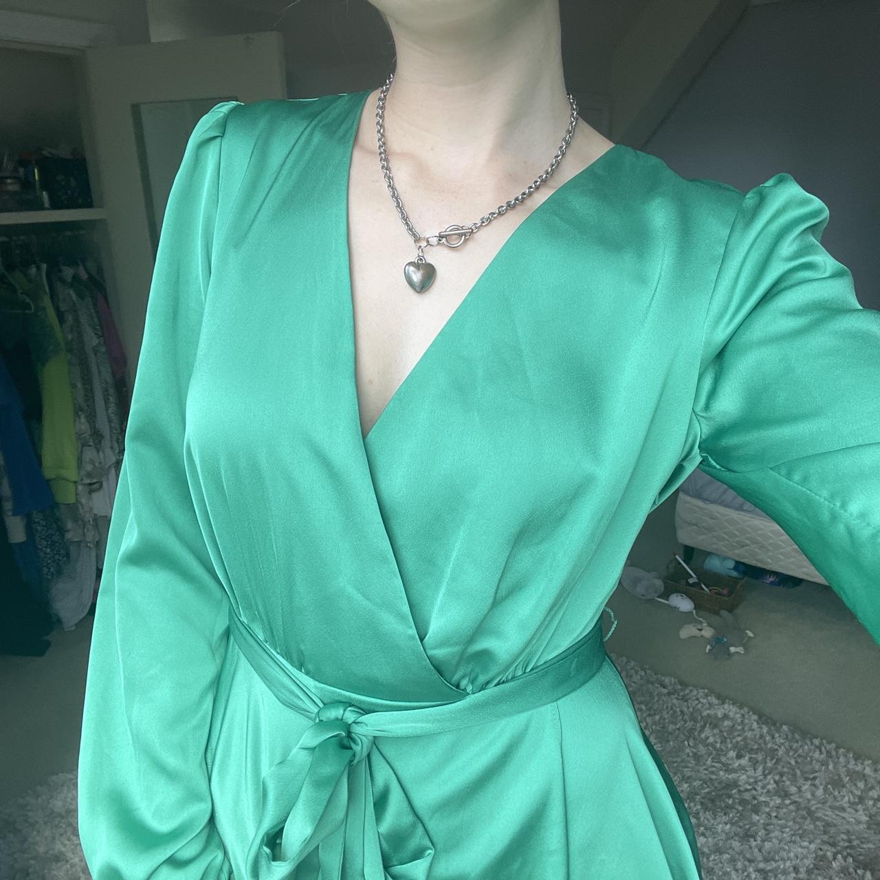Forever New Women's Green Dress | Depop