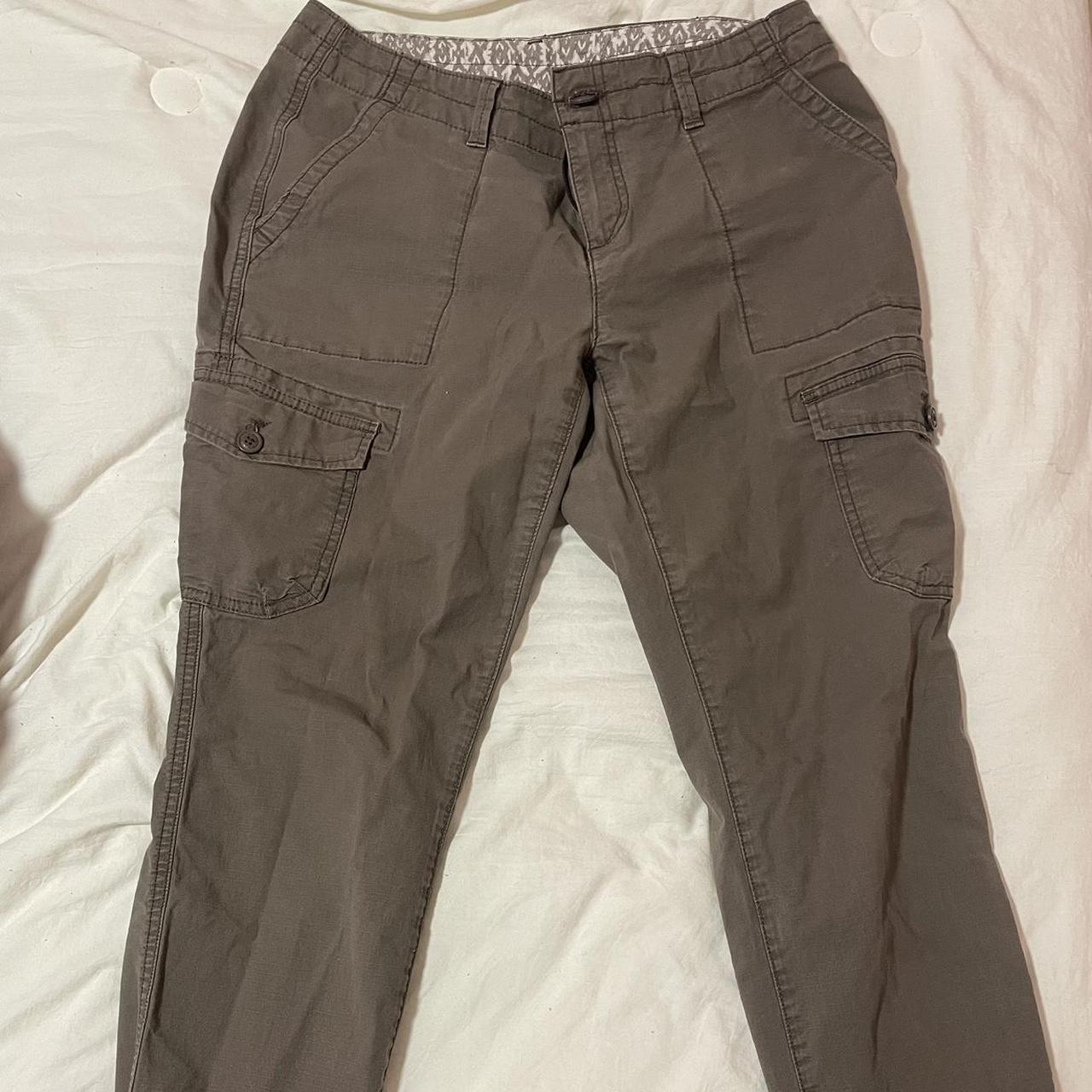 Y2K Cargo Pants-American Eagle Size 10. Low waisted. - Depop