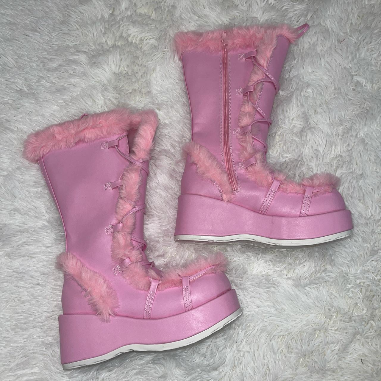 demonia cubby 311 tan