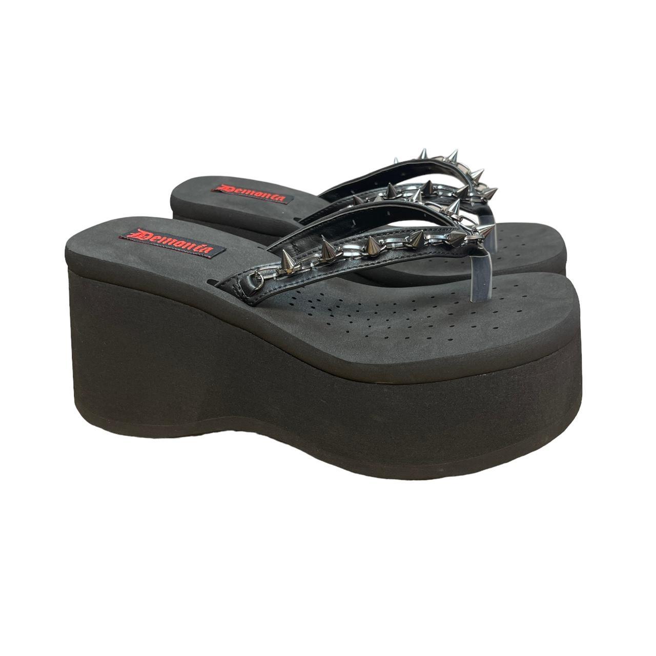 【美品】CLANE PLATFORM THONG SANDALS Paseo Thong Sandal – The Walking Company
