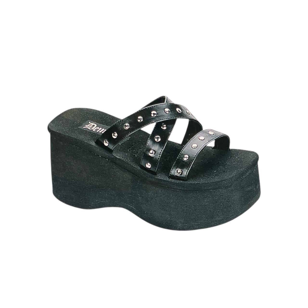 item listed by electrique1