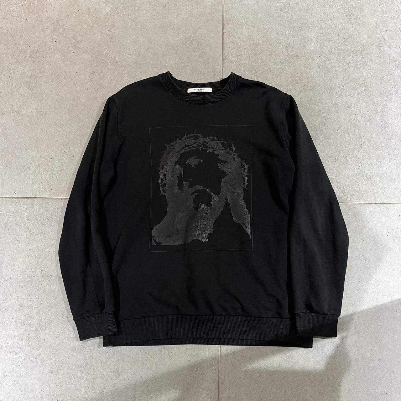 Givenchy top Sweatshirt Size XL