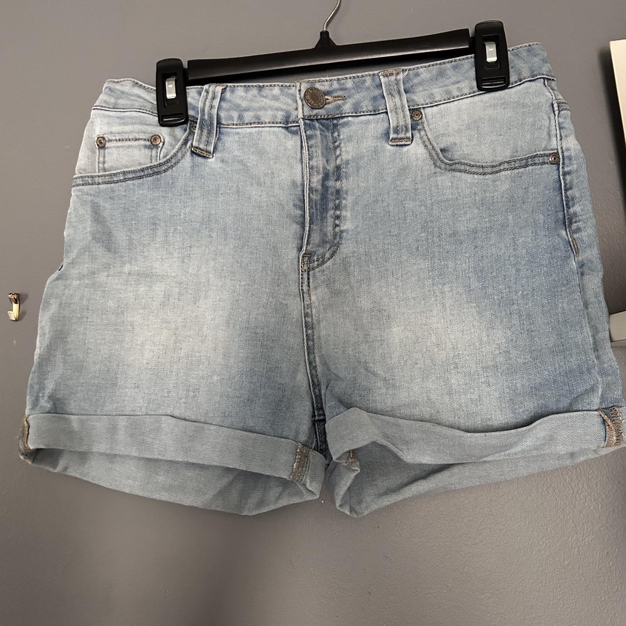 item listed by miyameon