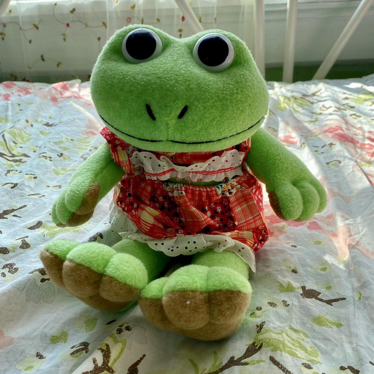 Green and Red Stuffed-animals | Depop