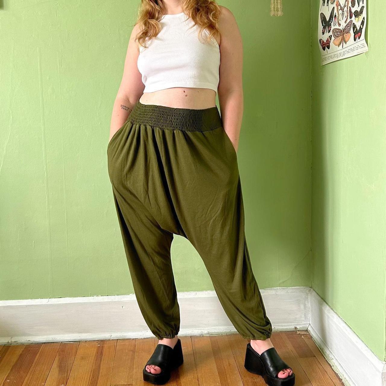 Olive Green Boho Parachute Pants 🪴 Cute green boho... - Depop