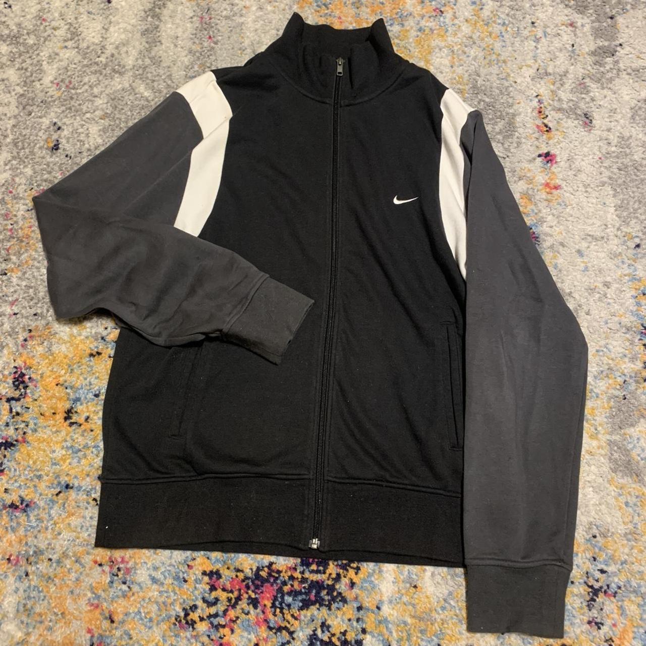 Nike Men's Black and Grey Jumper | Depop