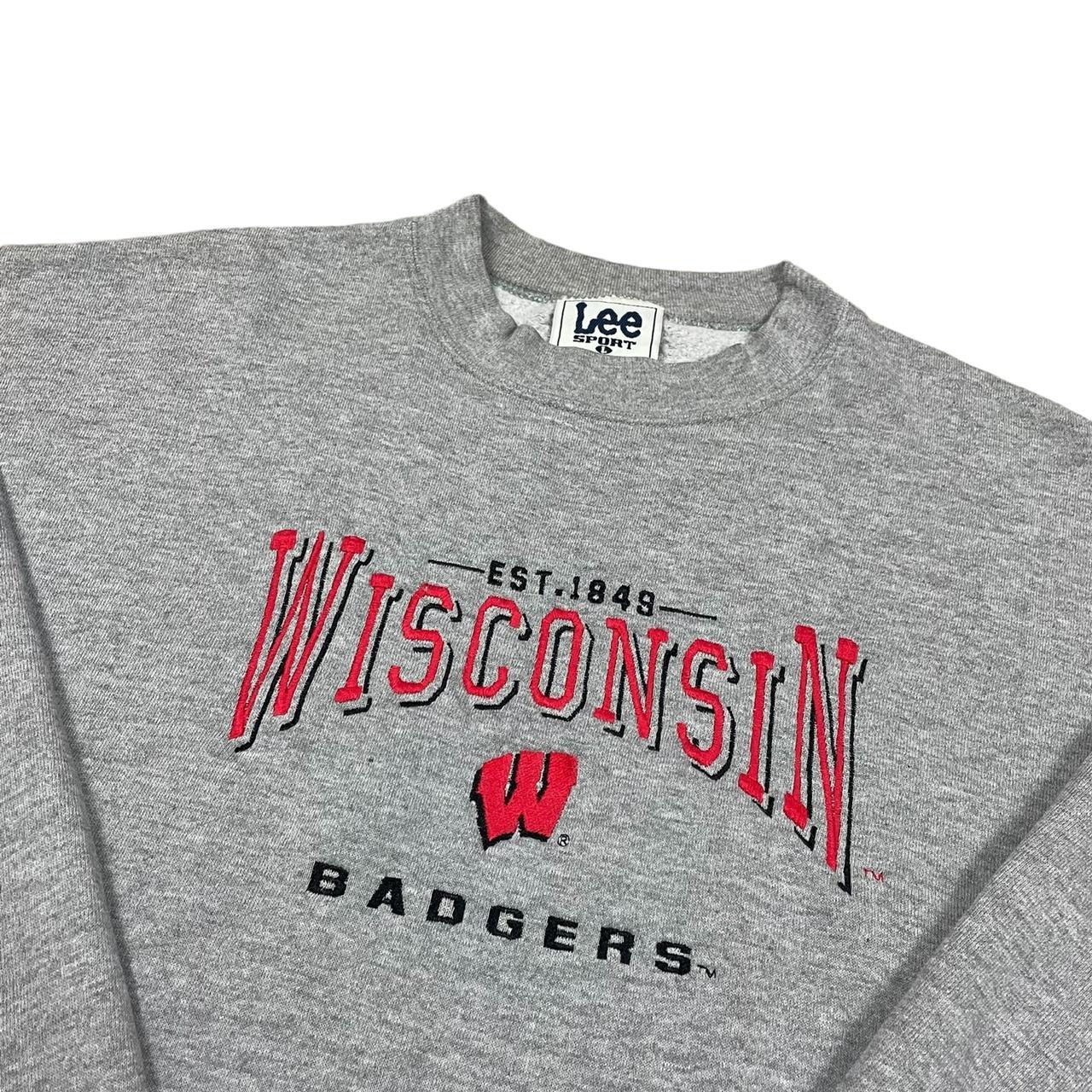 Rare Vintage popular Lee Wisconsin Badgers Gray Spell Out Sweatshirt