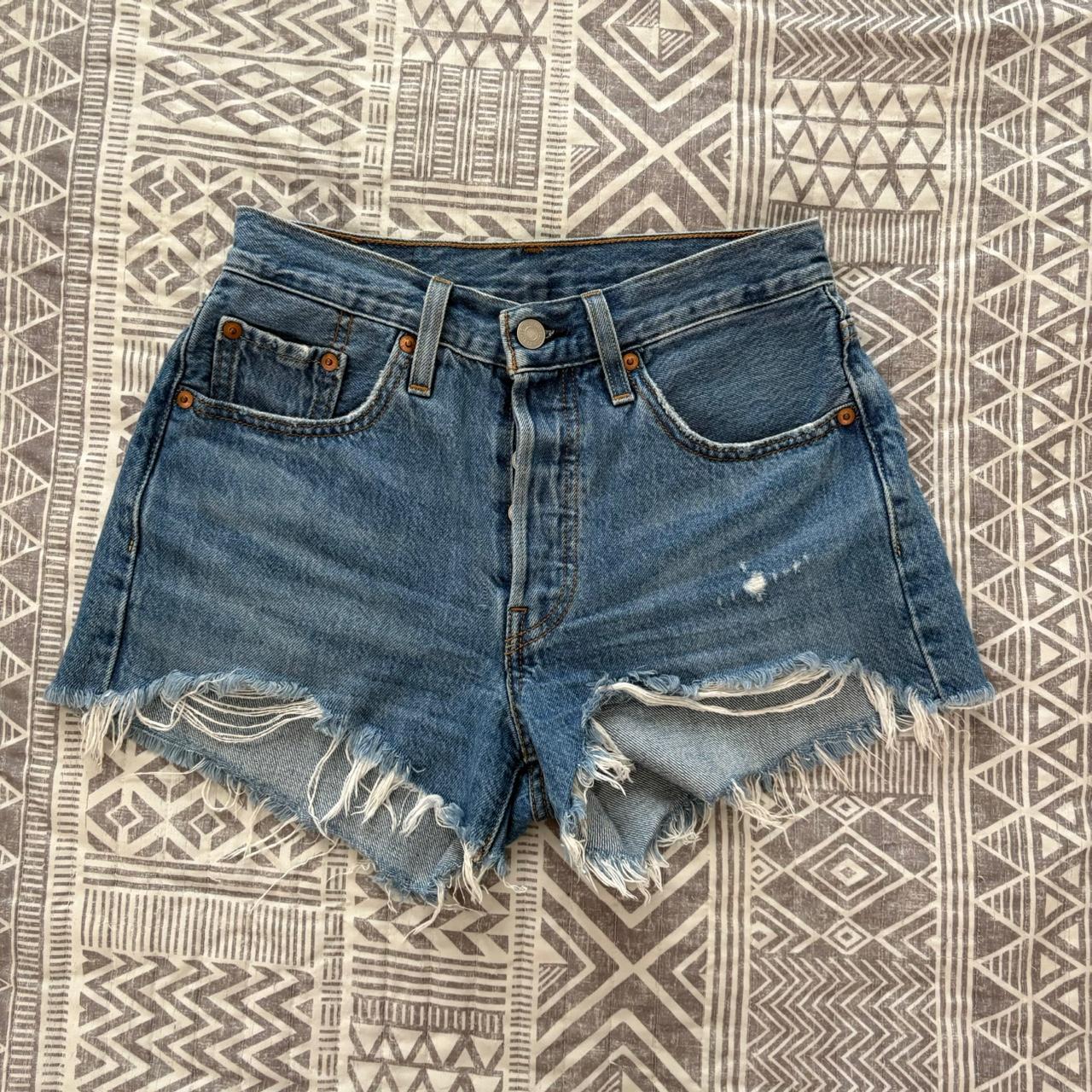 item listed by virixl
