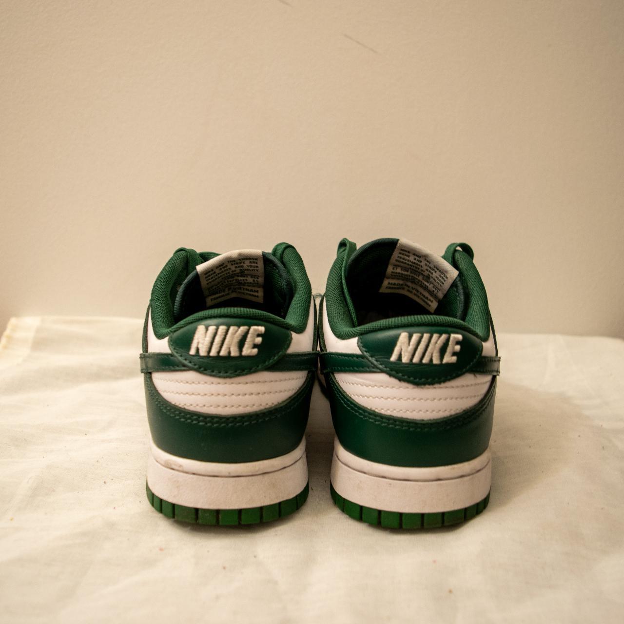 dunk low michigan green