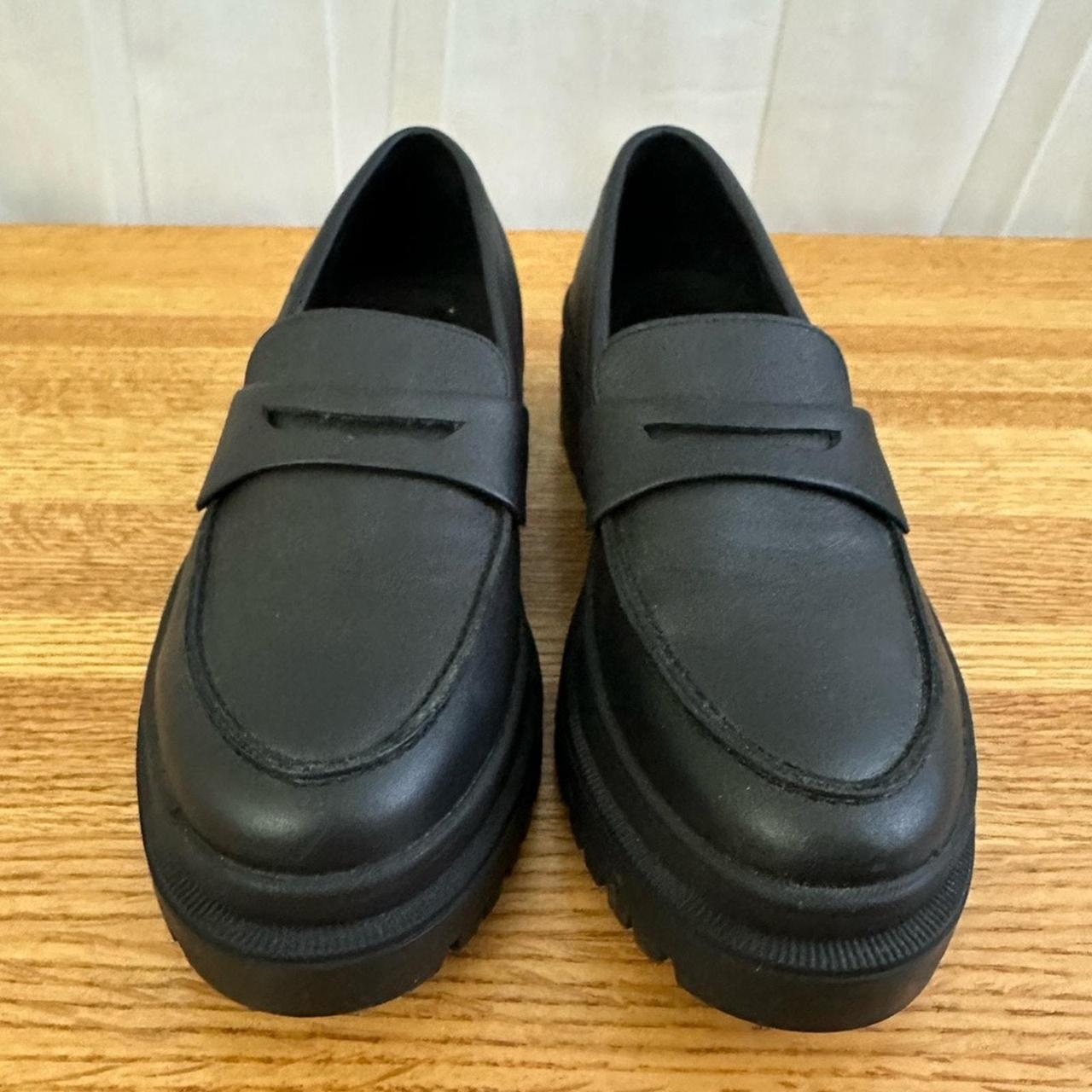 item listed by sisimarie11