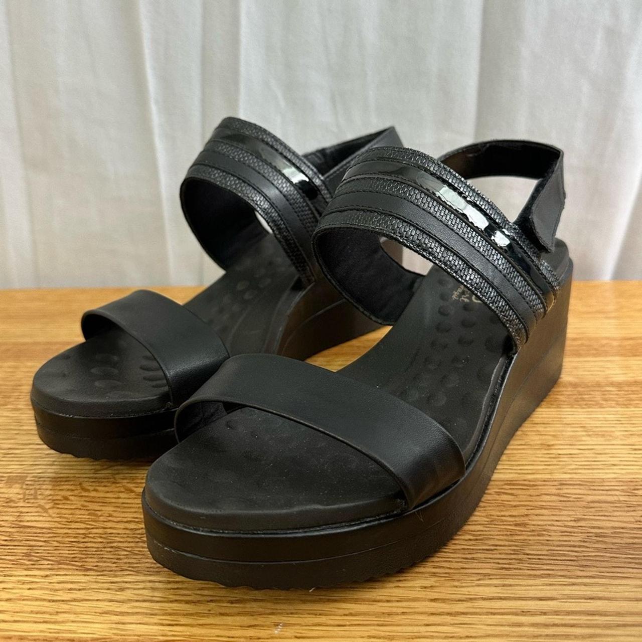 item listed by sisimarie11