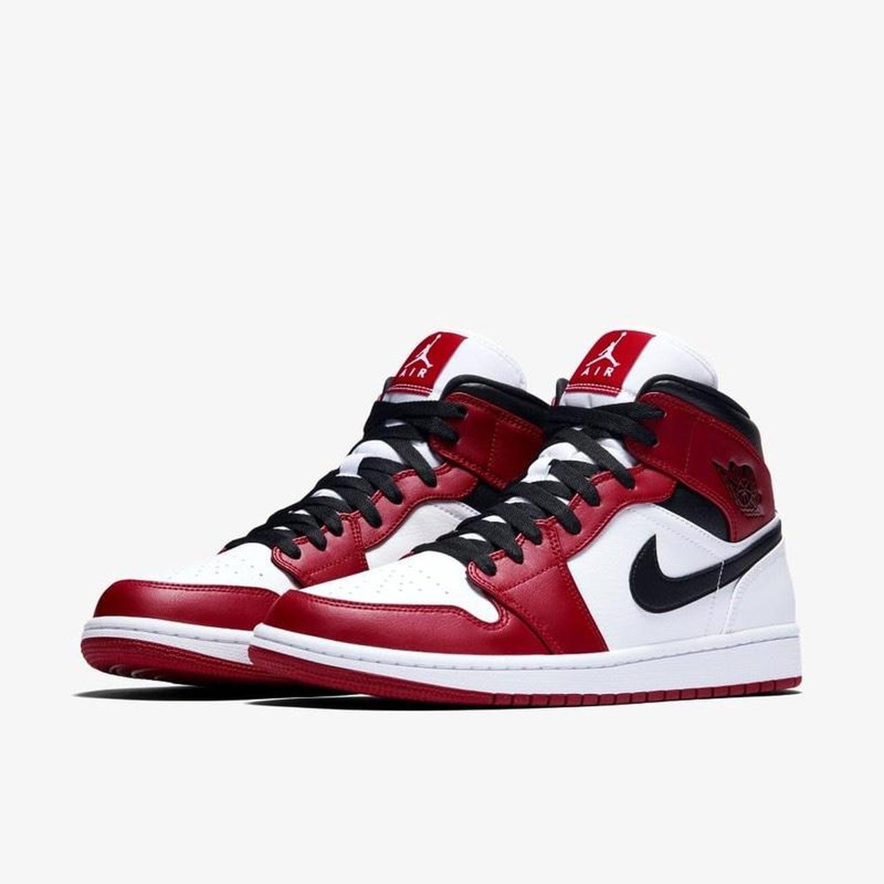 Jordan 1 Mid Chicago deals (2020)