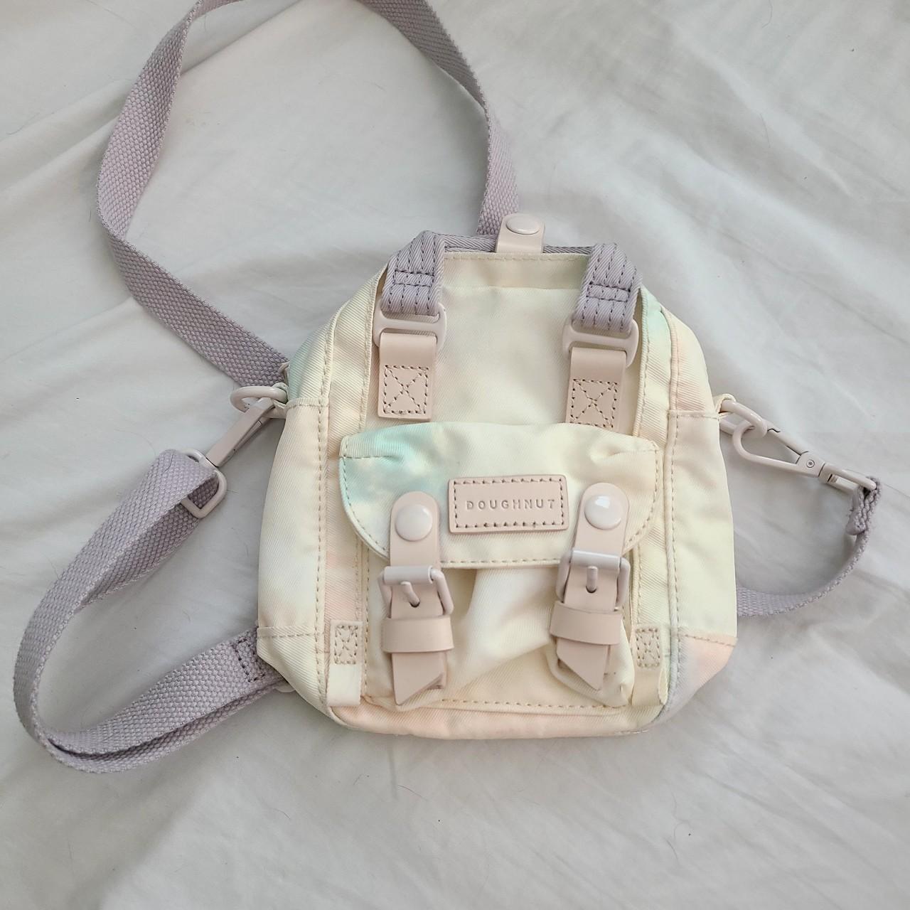 item listed by shopaholikk