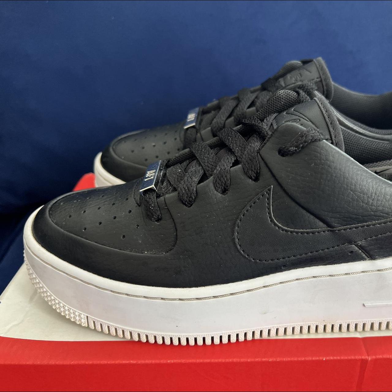 black & white air force 1 sage low trainers