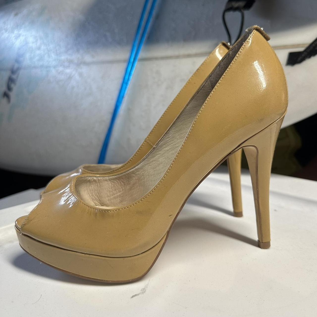 michael kors tan heels