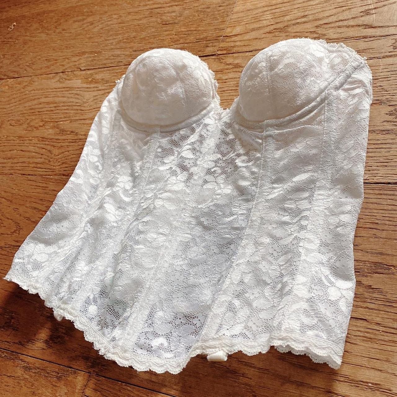 White lace 34b size coquette fairycore corset top - Depop