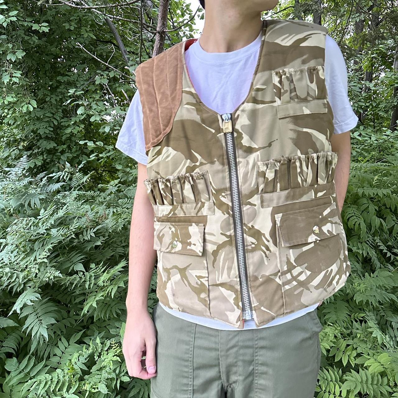 Vintage Insulated Camo Hunting Vest Built in Pouch | Depop