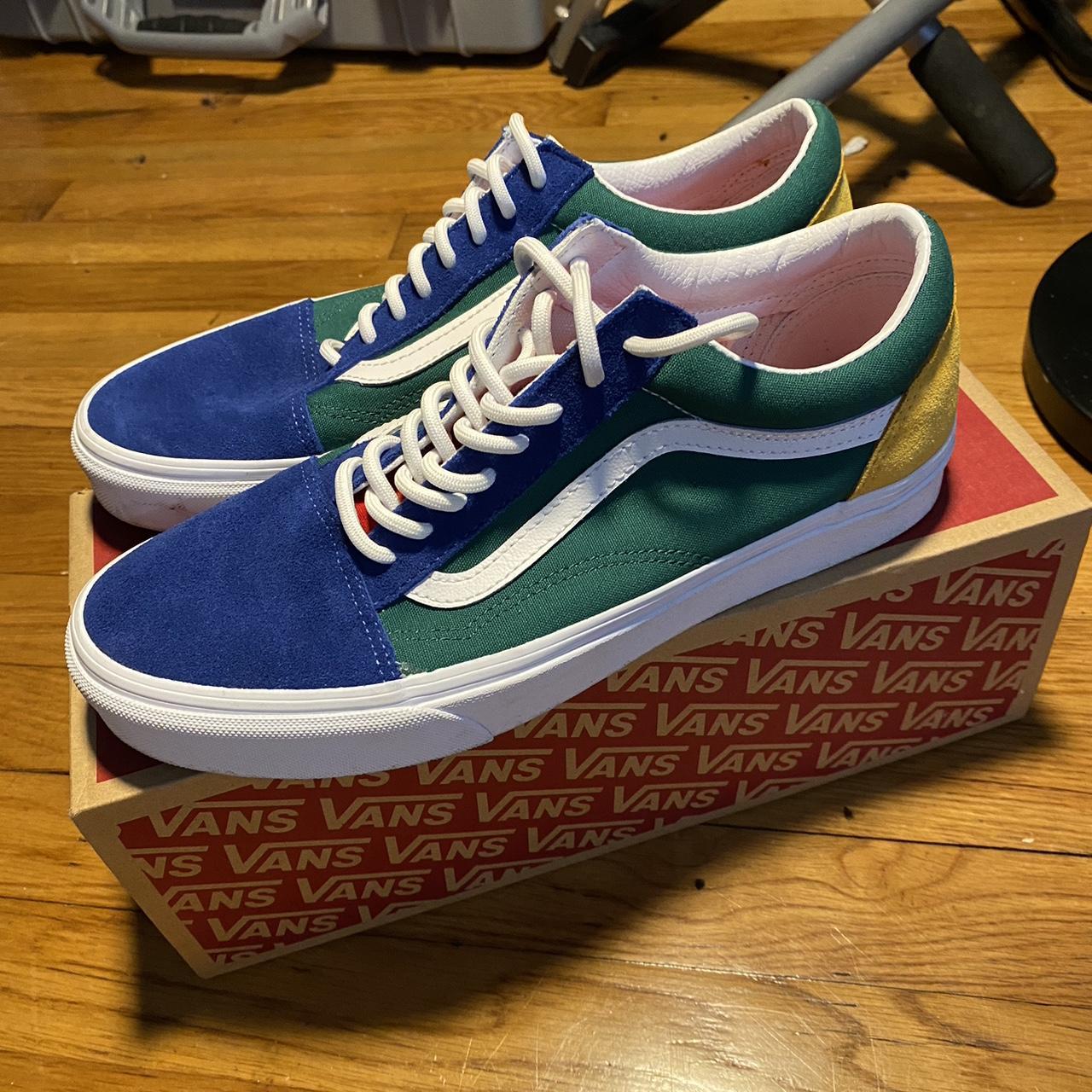 vans yatch club - free shipping - size mens 9.5,... - Depop