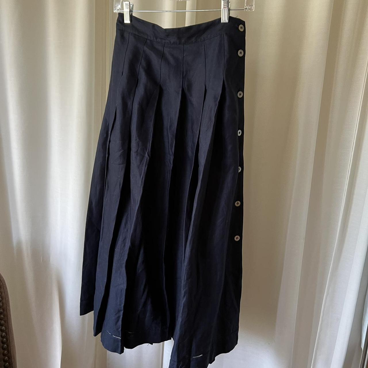 Laura Ashley Women's Navy Skirt | Depop