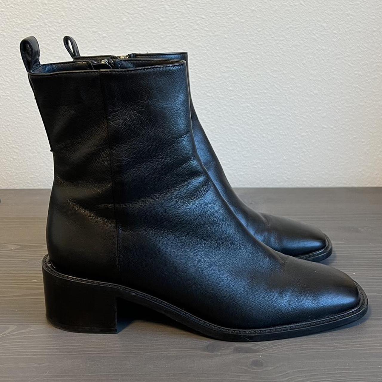 Everlane Women's Black and Tan Boots | Depop