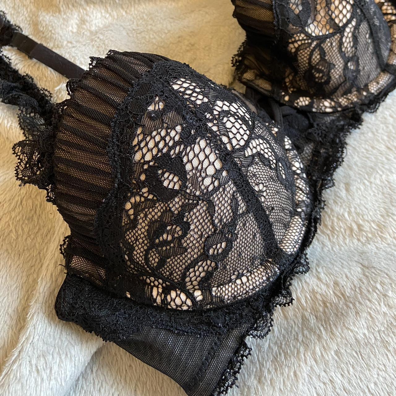 🔥Brand: H&M 🔥Size: 34B 🔥Condition: Worn before but... - Depop